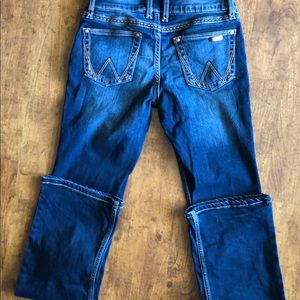 Sold Will not let me delete jeans or add sold